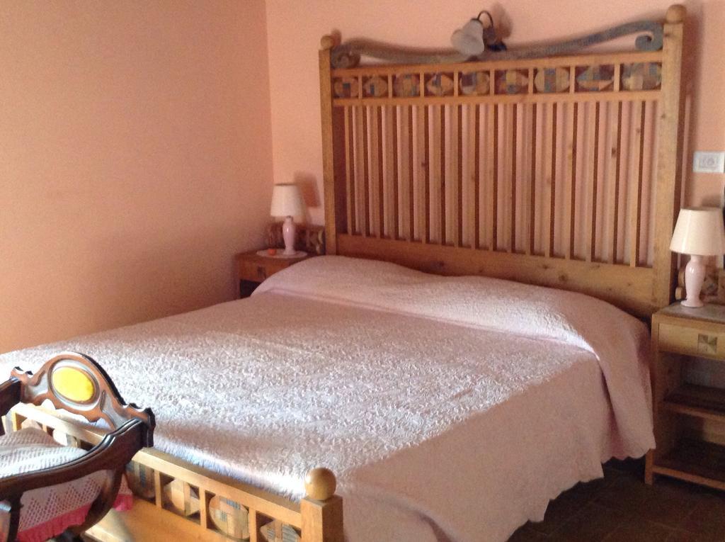 Agriturismo San Bartolomeo Montecchio  Værelse billede